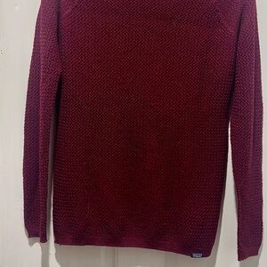 Patagonia Womens maroon Crewneck Sweater